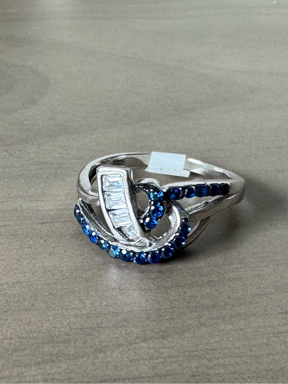 Sterling Ring - Picture 3 of 8